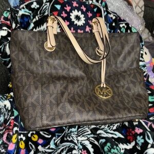 Micheal Kors Bag